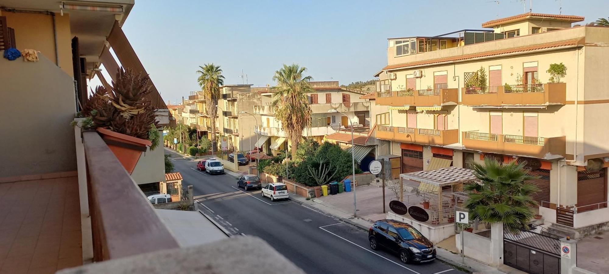 L'Isola Di Ago Lejlighed Torregrotta Eksteriør billede